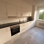 Cozy, Totally Renovated Apartment, Sleeps 6 * Herning